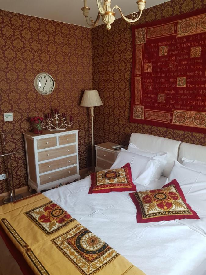 Red Lux Apartment บุดวา ภายนอก รูปภาพ