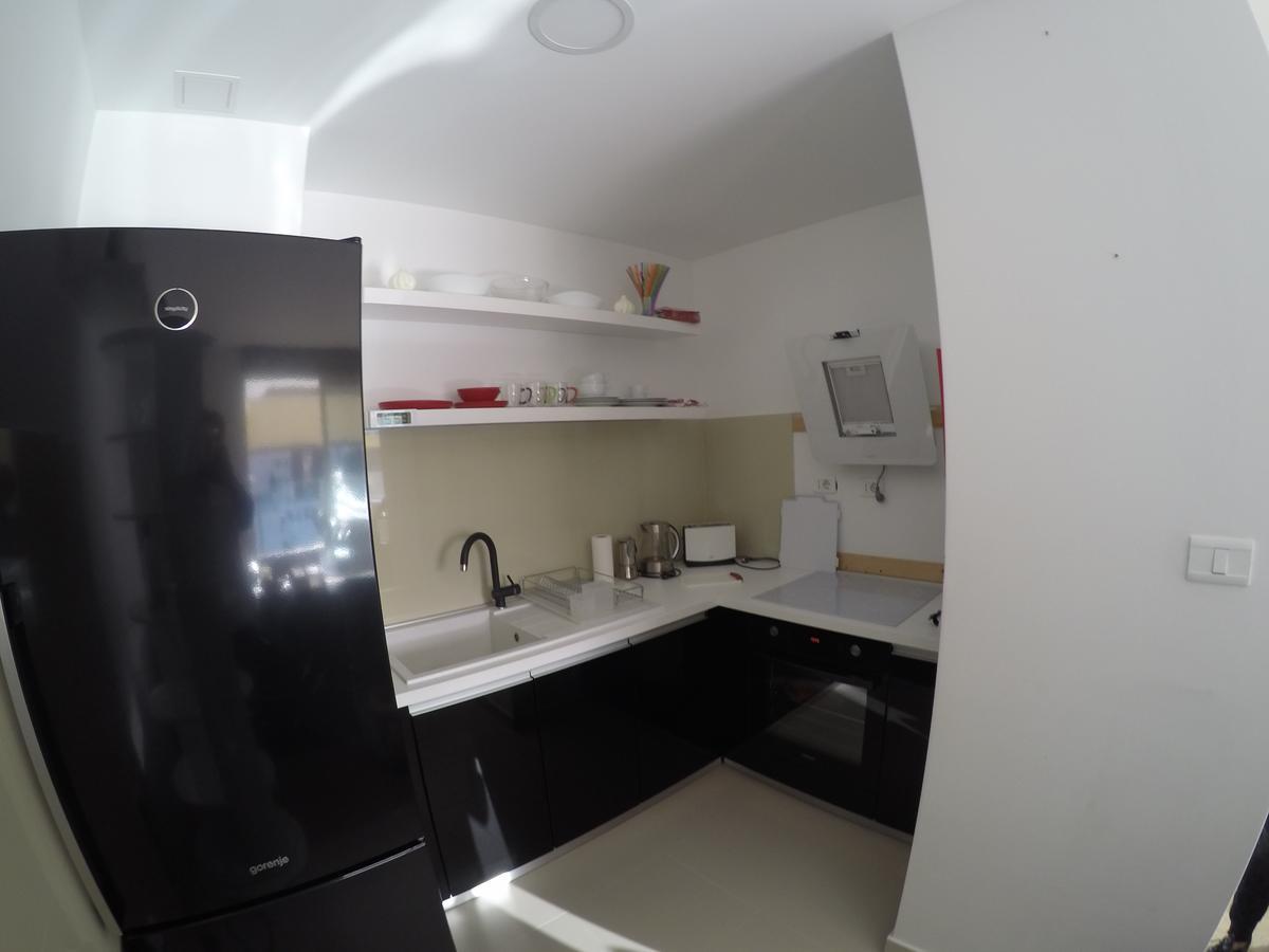 Red Lux Apartment บุดวา ภายนอก รูปภาพ